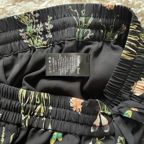 Aritzia shorts - Picture 4 of 4